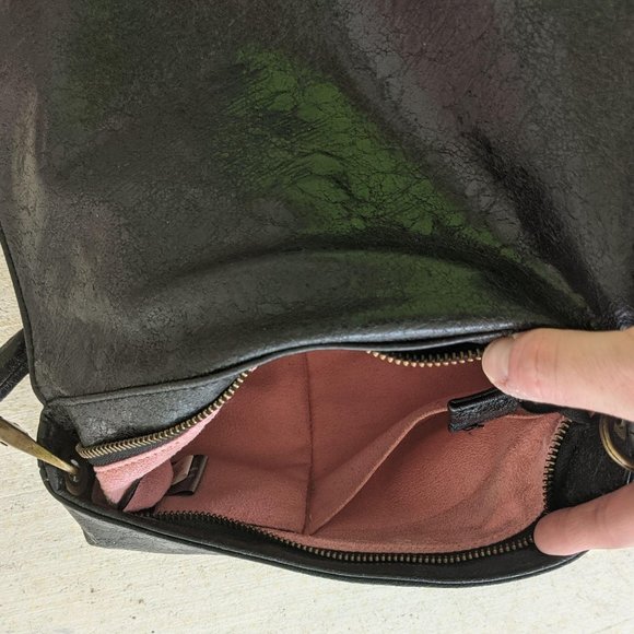 Matt & Nat Black Vegan Leather Zip Shoulder Bag - Picture 9 of 10